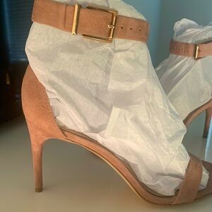 BCBG heels